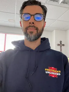 AustraliaPromoNow.Com - Gildan Adult Heavy Blend 8 oz., 50/50 Hooded Sweatshirt