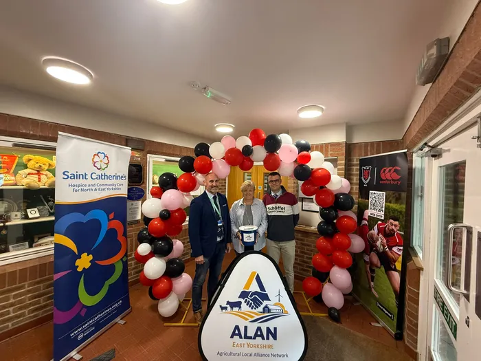 AustraliaPromoNow.Com - Triangle Pop Up Banners