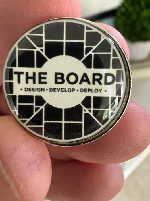 AustraliaPromoNow.Com - Epoxy Lapel Pin