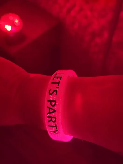 AustraliaPromoNow.Com - Glow Wristbands