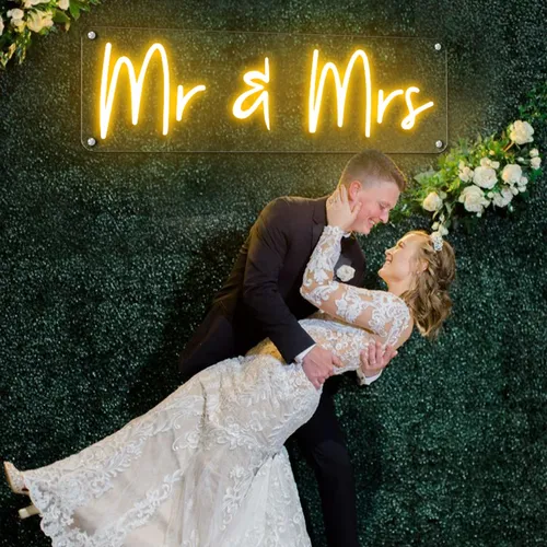 Mr & Mrs Neon Sign - Australia Promo Now